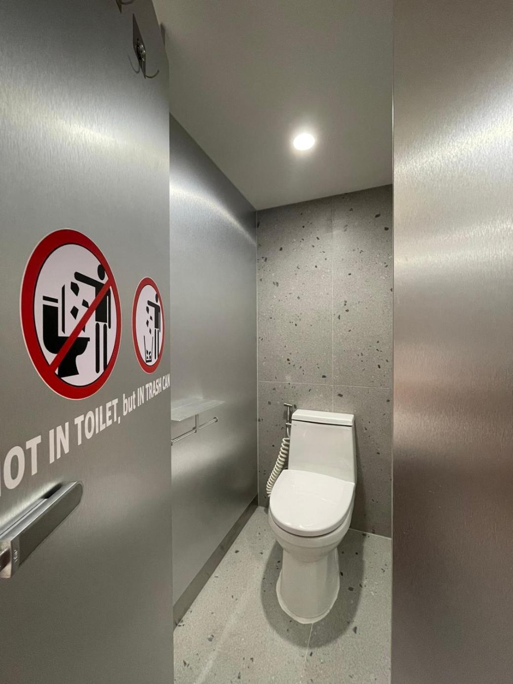 Seoul Cube Myeongdong Hotell Exteriör bild